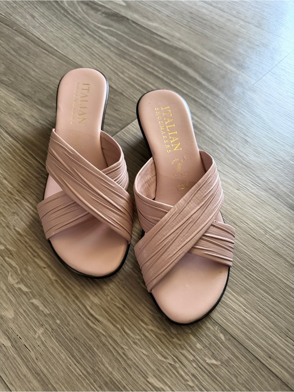 Italian Shoemakers Dusty Pink Crisscross Slide Mules